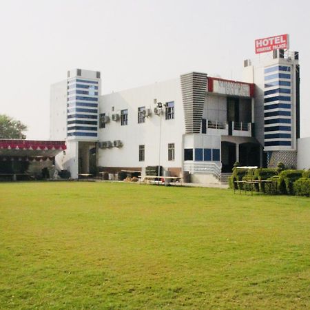 Vinayak Palace Mathura Exterior foto